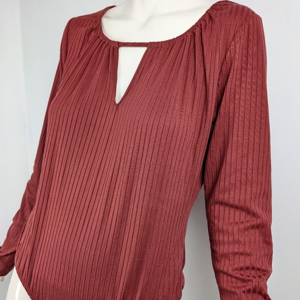 NWT Ribbed Hi-Cut Body Suit - Picture 2 of 7